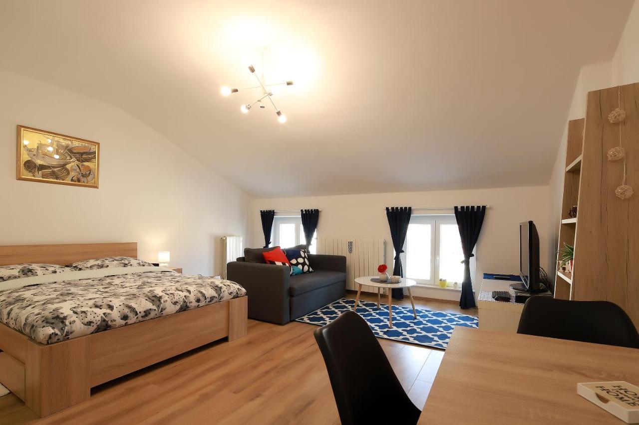 Sweet Loft Apartment "Blue" In Rijeka Center Esterno foto
