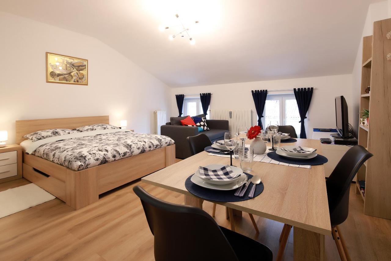 Sweet Loft Apartment "Blue" In Rijeka Center Esterno foto